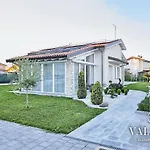 Blu Lucca- Pool And Parking 10 Min From Lucca * Capannori