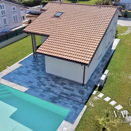 Blu Lucca- Pool And Parking 10 Min From Lucca Villa *